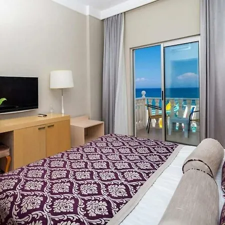 Otel Maya World Imperial